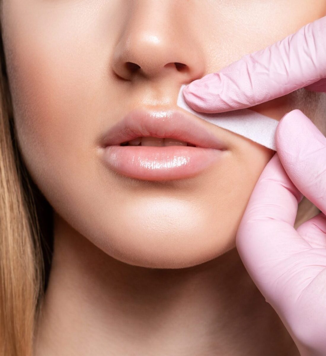 The,Beautician,Makes,A,Mustache,Removal,With,Wax,In,A